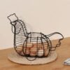 Vintage-Style Round Metal Egg Basket with Handle - Rustic Wire Design for Efficient Egg Collection